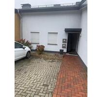 3- Zimmer Wohnung mit Garten & Stellplatz, Bielefeld