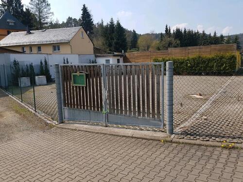 Foto - Gewerbliche Stellplätze für See Lager Container