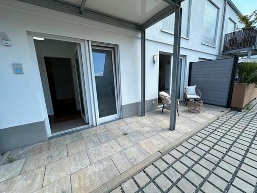 Foto - Voll möblierte 2 Zimmer Wohnung mit Terrasse in ruhiger Lage