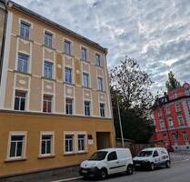 Eine attraktive 1-RW mit Einbauküche & Abstellkammer auf halber T - Gera