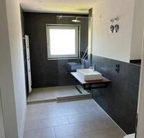 Charmante 3,5-Zimmer-Wohnung mit Süd-Balkon und Einbauküche - Möckmühl