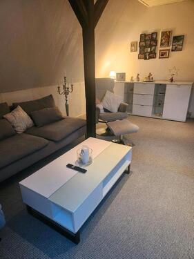 Foto - 2 Zimmer DG Wohnung - 750,00&nbsp;EUR Kaltmiete, ca.&nbsp; 68,00&nbsp;m&sup2;