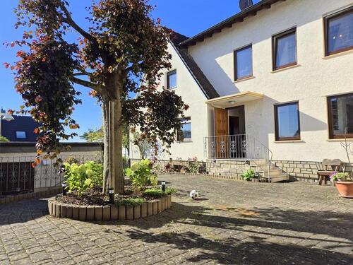 Foto - DOGS ALLOWED IN DUPLEX HOUSE! Compact house with fitted kitchen and spacious courtyard