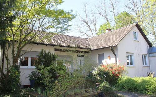 Foto - EFH im Grüngürtel von Germersheim mit viel Potenzial