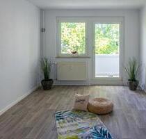 Kleine 1-Raum-Wohnung mit offener Küche und Balkon - Chemnitz Kapellenberg
