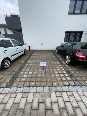 Foto - KFZ Stellplatz, Parkplatz, Straubing