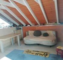 Charmante 3-Zimmer-Dachwohnung Offene Küche weinstadt modern