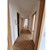 Renovierte 3-Wohnung in ruhiger Lage – zum Wohlfühlen! - Duisburg Laar