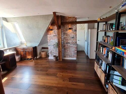 Foto - 3 Zimmer Dachgeschoßwohnung zum Kaufen in Hamburg