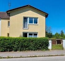 Doppelhaushälfte, mit großem bebaubarem Grundstück - Diedorf