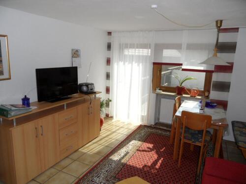 Foto - Schöne 2-Zimmer Wohnung - 300,00&nbsp;EUR Kaltmiete, ca.&nbsp; 50,00&nbsp;m&sup2;