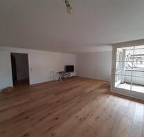 Mietwohnung 2 Zimmer mit Balkon+ Einbauküche +Bad+ TG + Abstell. - Wangen im Allgäu