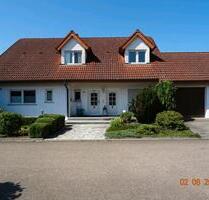 Einfamilienhaus mit wundervollem Garten in Tannhausen