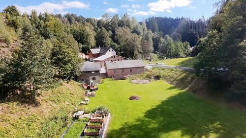 Foto - Natur-Refugium: 20.000m² Oase für Aussteiger, Familien, Seminare