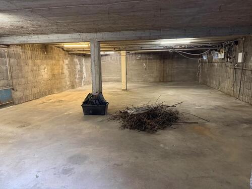 Foto - Tiefgarage - 700,00&nbsp;EUR Miete,