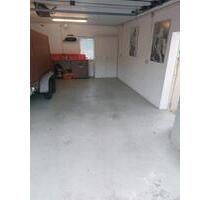 Stellplatz in einer Garage zu vermieten - Regensburg Galgenberg