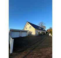 Charmantes Doppelhaus in zentraler Lage mit Garten und Garage - Schwarmstedt