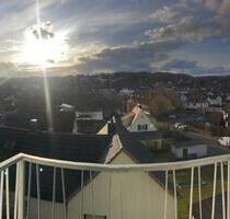 Charmante 2 Zimmer DG- Wohnung für Single - Würzburg Lindleinsmühle