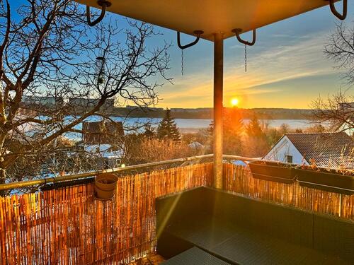 Foto - Helle, sonnige Einraum-Wohnung in ruhiger Lage mit großem Balkon