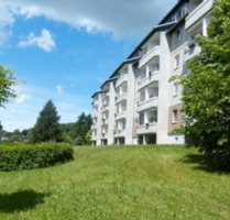 Für die kleine Familie: 3-Raum-Wohnung – mitten im Grünen in Geyer