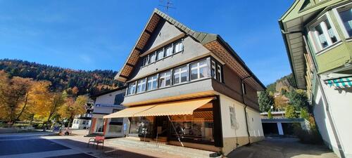 Foto - Todtmoos: Ortsmitte, Laden 100 qm, ebenerdig, große Schaufenster