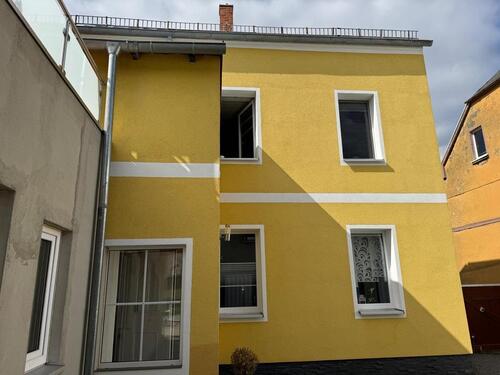 Foto - Reihenendhaus Immobilie Wohngebäude mit Garten