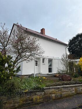 Foto - Freistehendes EFH in ruhiger Sackgasse – großer Garten, Terrasse,