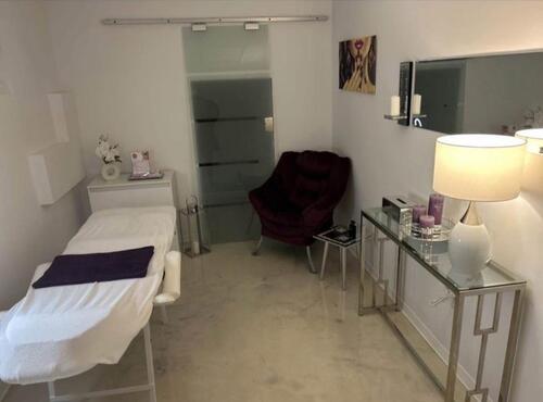 Foto - Kosmetikstudio zur Untermiete - 500,00&nbsp;EUR Kaltmiete, ca.&nbsp; 20,00&nbsp;m&sup2;