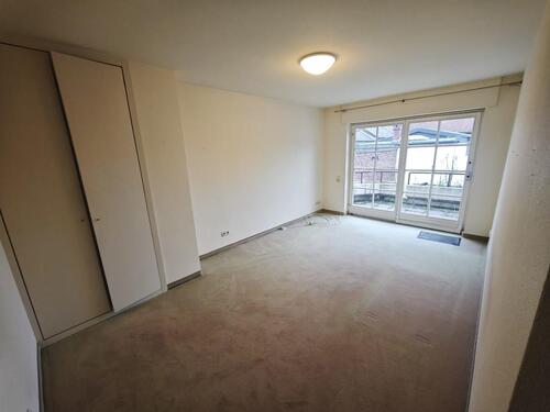 Foto - 85 m2 Wohnung (3. OG) ,EBK, Balkon, Küche Rosviertel