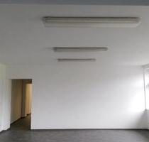 Lagerfläche Büro Praxis Atelier Stellfläche Co Working - Halsbrücke