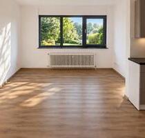 1 Zimmer | Waldrand | 36m2 | 590€ warm inkl. Internet und Strom - Saarbrücken Brebach-Fechingen