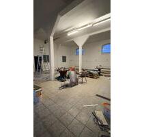 200 Quadratmeter Gewerbefläche - 1.100,00 EUR Kaltmiete, ca.  6,00 m² in Rathenow (PLZ: 14712)