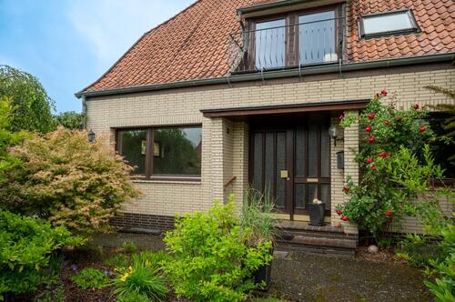 Foto - Doppelhaushälfte - 220.000,00&nbsp;EUR Kaufpreis, ca.&nbsp; 182,00&nbsp;m&sup2;