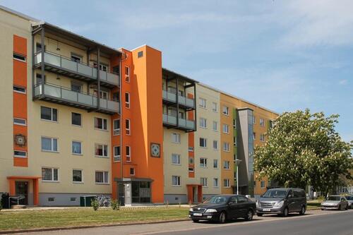 Foto - Sanierte 3-Raum-Wohnung mit Dusche und Balkon