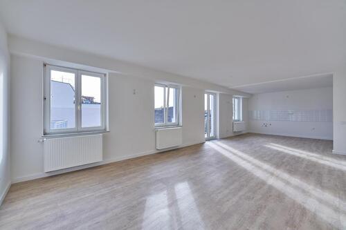 Foto - Schöne sanierte 4 Zimmer Wohnung im Altbau