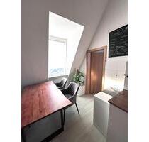 Dachgeschosswohnung mit Balkon und Kamin - Gotha