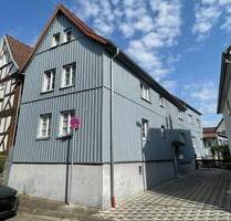 Selbstbewohnen + Mieteinnahme erzielen: Einfamilienhaus + 3 Appar - Gießen Wieseck