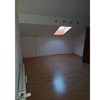 Gemütliche 3 - 4 Zimmer-DG-Wohung in Regen zu vermieten - Rattenberg