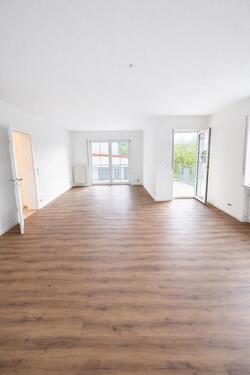 Foto - Moderne 3-Zimmer-Wohnung (97 m²) mit Balkon, Stellplatz & Keller