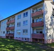 FRISCH RENOVIERT!!! Attraktive 4- Zimmerwohnung mit Balkon in Bad Hersfeld im 1. OG