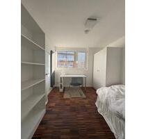 Ab sofort verfügbar! - helles Zimmer in einer 2er WG 350€ warm - Greifswald