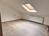 Foto - Dachgeschoßwohnung in Saulheim zur Miete