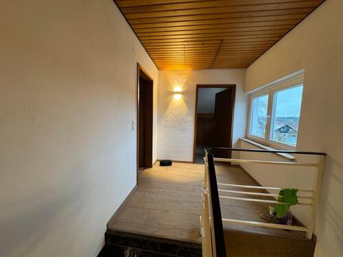 Foto - DG-Wohnung mit Balkon, neuer Küche + extra Zimmer (Homeoffice)