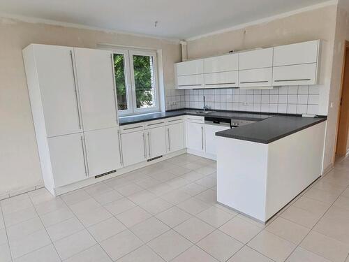 Foto - Helle Nichtraucher-Wohnung EG mit Terrasse + Garten