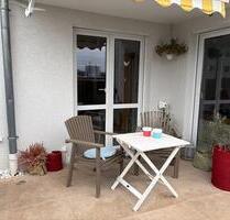 Sehr gepflegte Zwei-Zimmer-Wohnung mit Terrasse und übergroßer Ga - Altbach