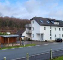 Sonnige 110qm 4 12 Zimmer Wohnung in Schieder zu vermieten! - Schieder-Schwalenberg