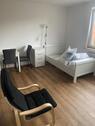 Foto - Neu möblierte 1-Zimmer-Wohnung (23 m²) – gute Bahnanbindung – OHZ