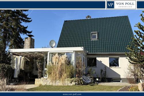 Foto - Kernsaniertes Einfamilienhaus mit moderner Ausstattung und liebevollem Garten