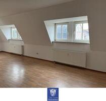 Himmlische Dachwohnung mit Tageslichtbad mit Wanne und Dusche! - Kamenz