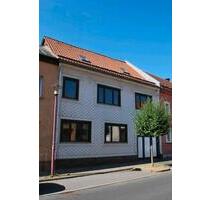 Teilrenoviertes Reihenhaus in Langewiesen * Provisionsfrei - Ilmenau